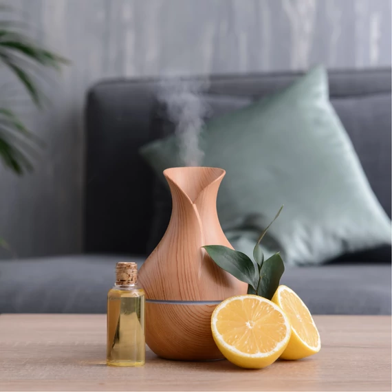 Citrom illóolaj csepegtetve aromalámpába vagy párologtatóba, frissítő és élénkítő hatás